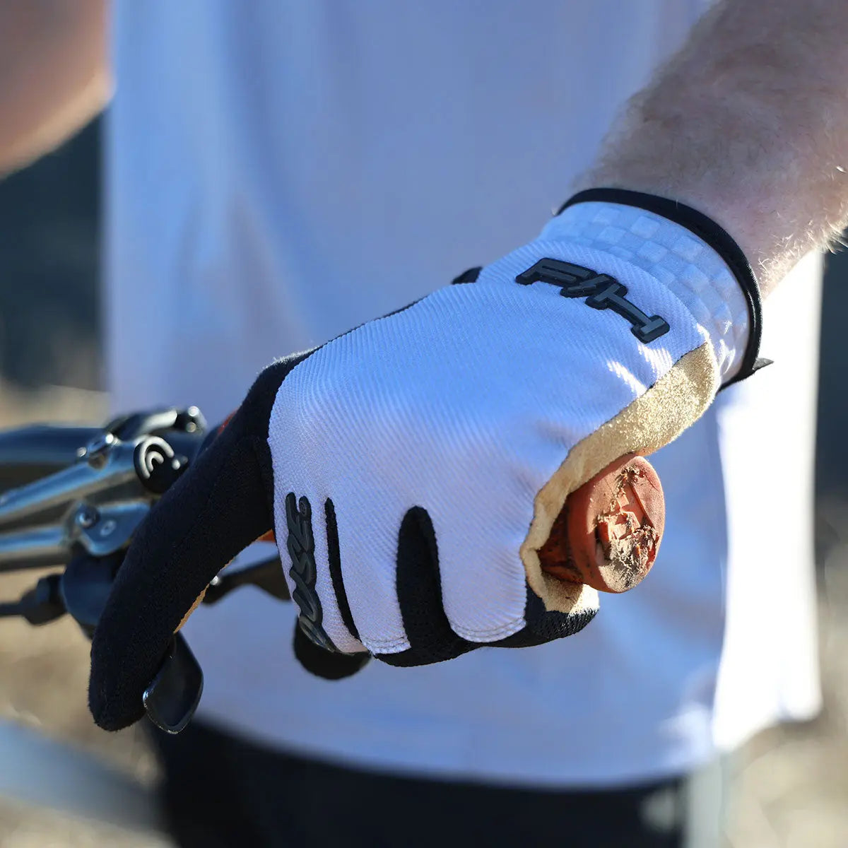 Ridgeline Chandler Glove - Light Gray - Fasthouse