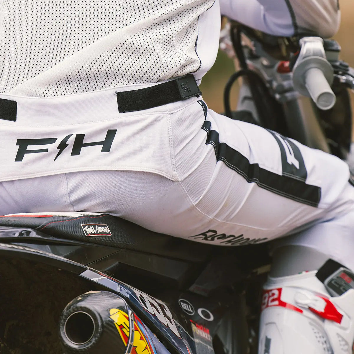 Grindhouse Club Pant - White/Cloud - Fasthouse