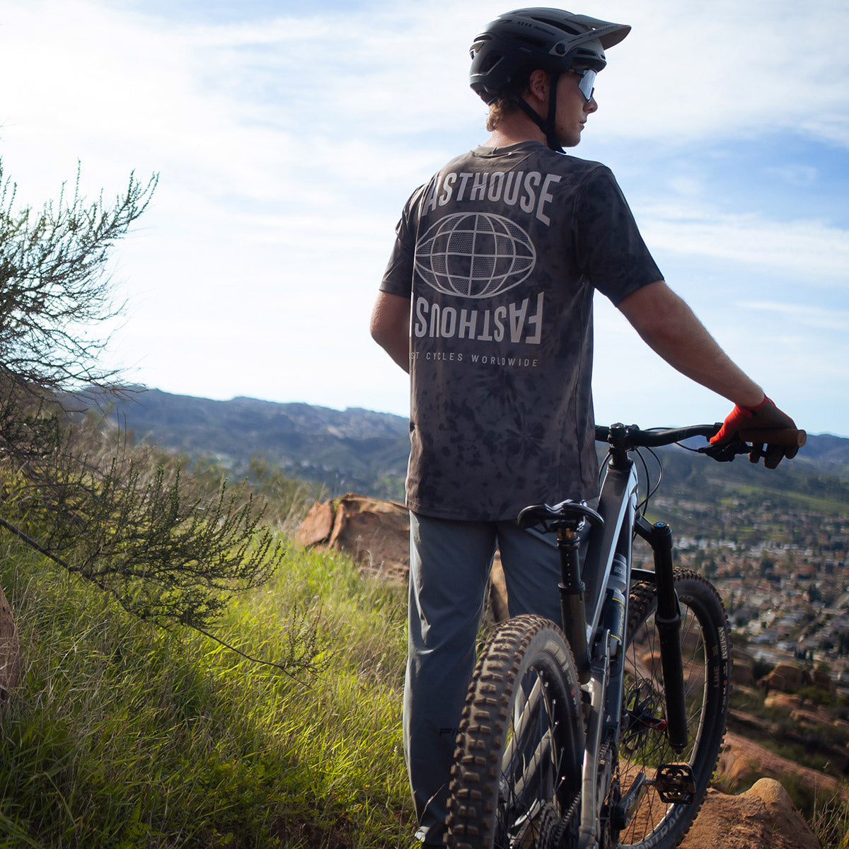 Impakt Baux SS Jersey - Pewter Crystal Wash