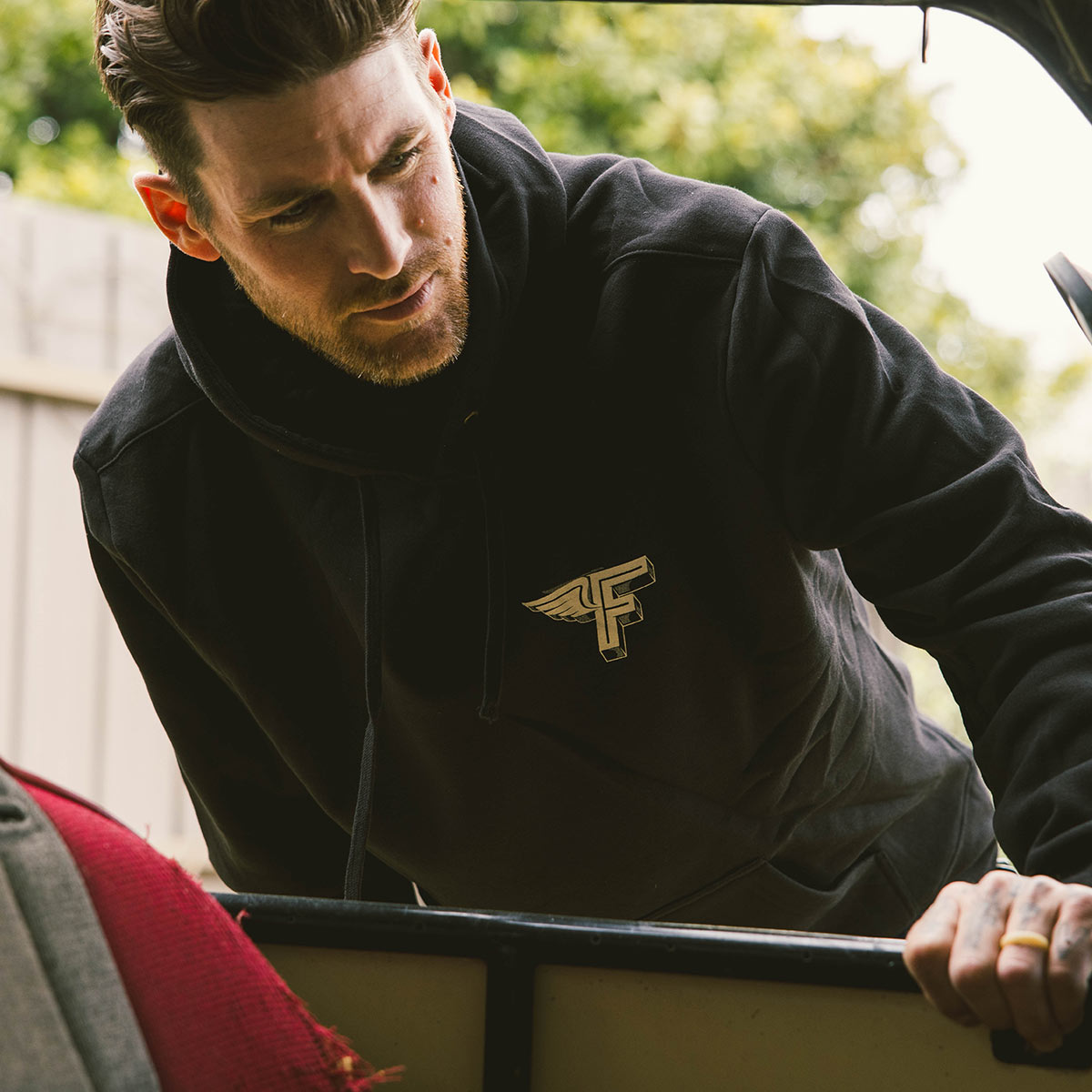 Dash Hooded Pullover