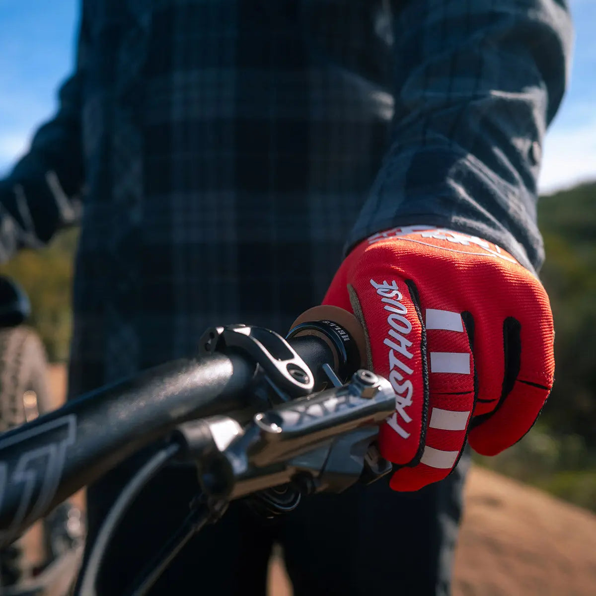 Impakt Utopia Glove - Red - Fasthouse