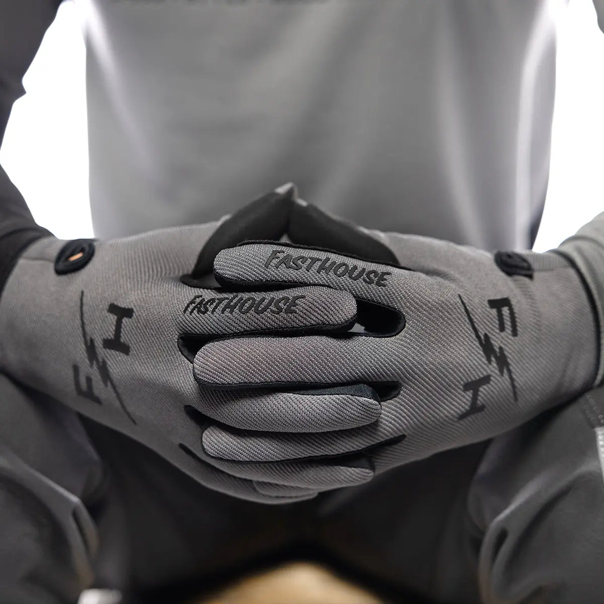 Carbon Eternal Glove - Gray - Fasthouse