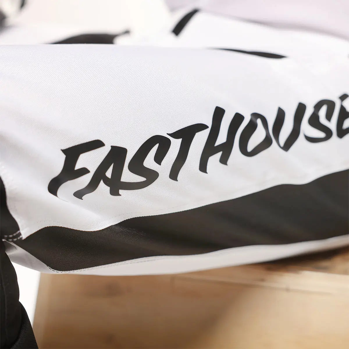 Carbon Eternal Pant - White