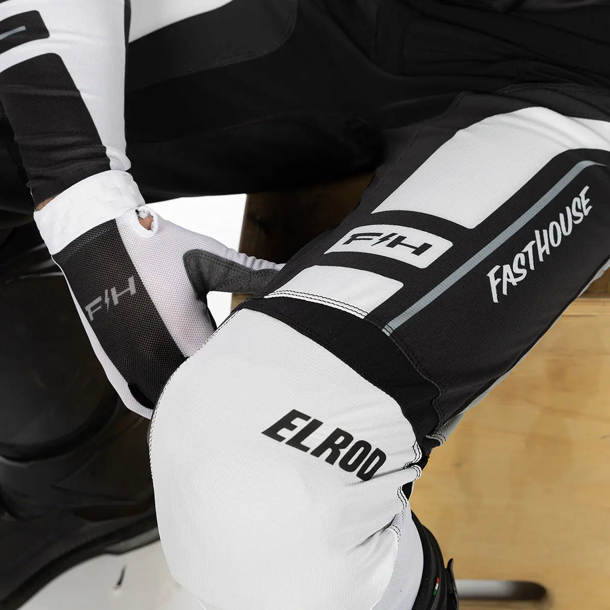Elrod React Pant - White/Black Fasthouse