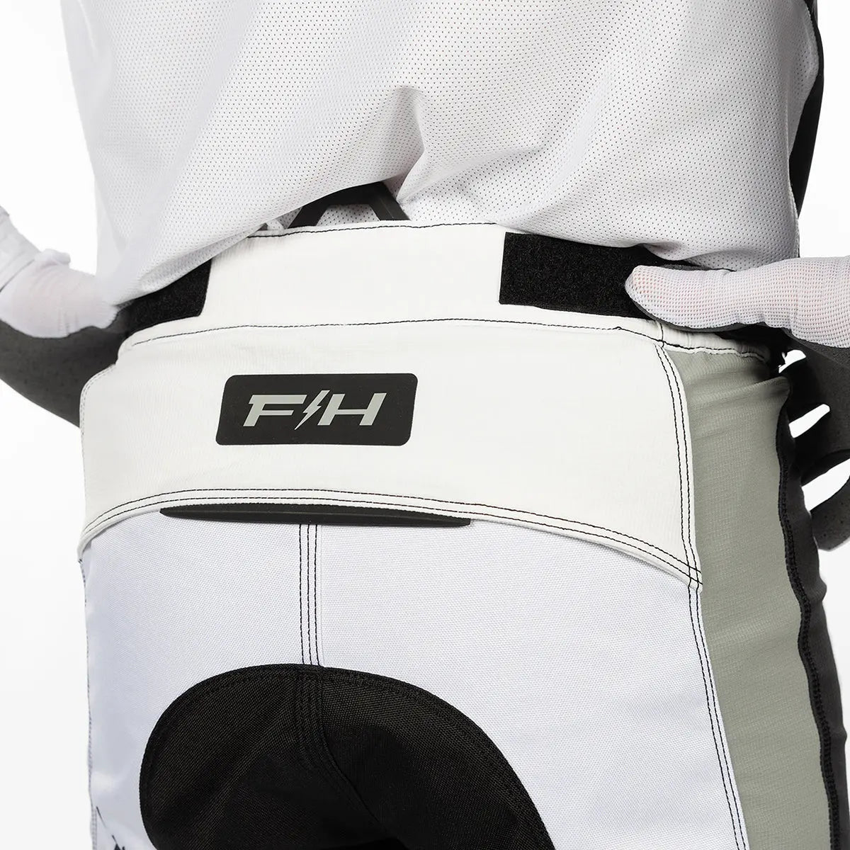 Elrod React Pant - White/Black Fasthouse