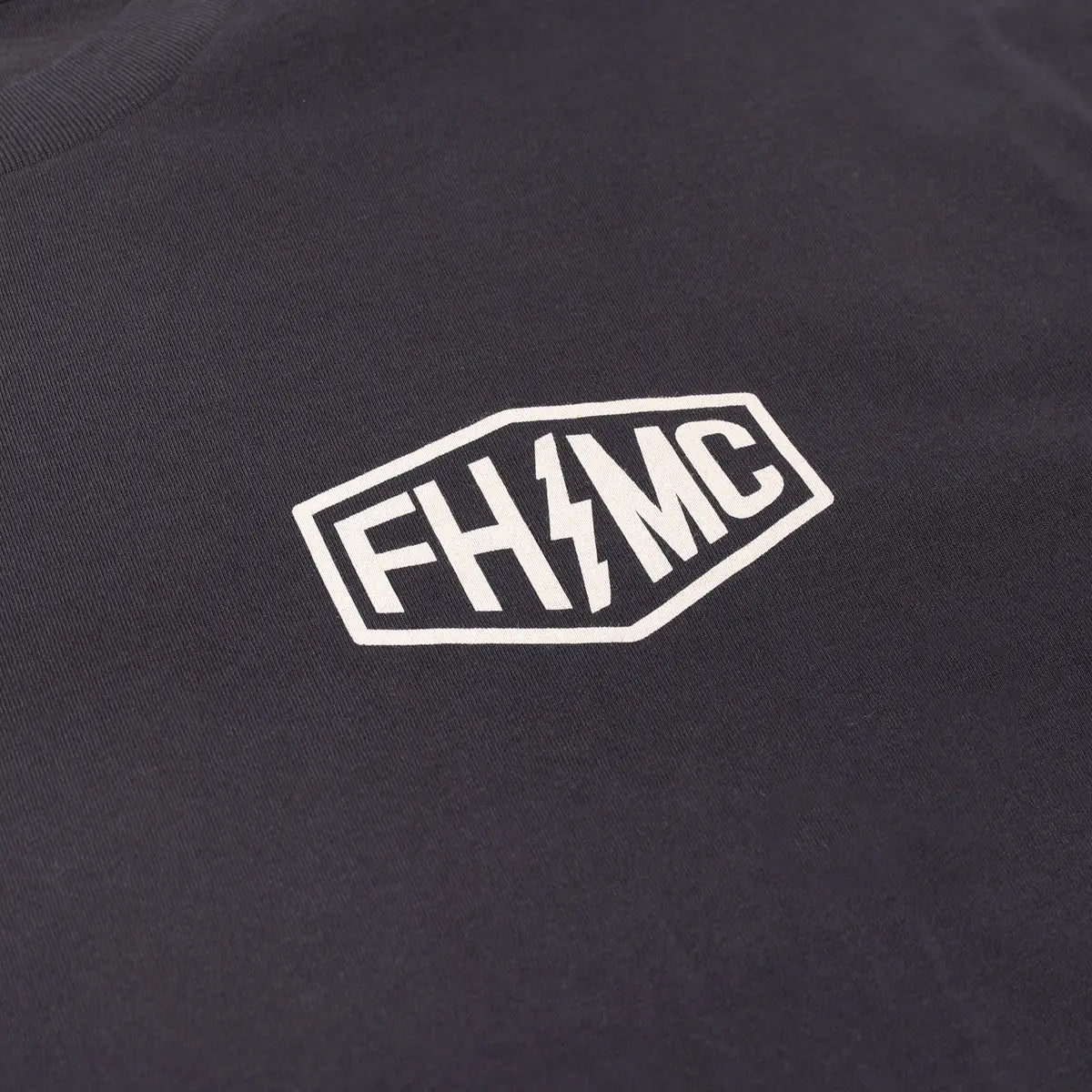 Gibson Tee - Graphite Black - Fasthouse