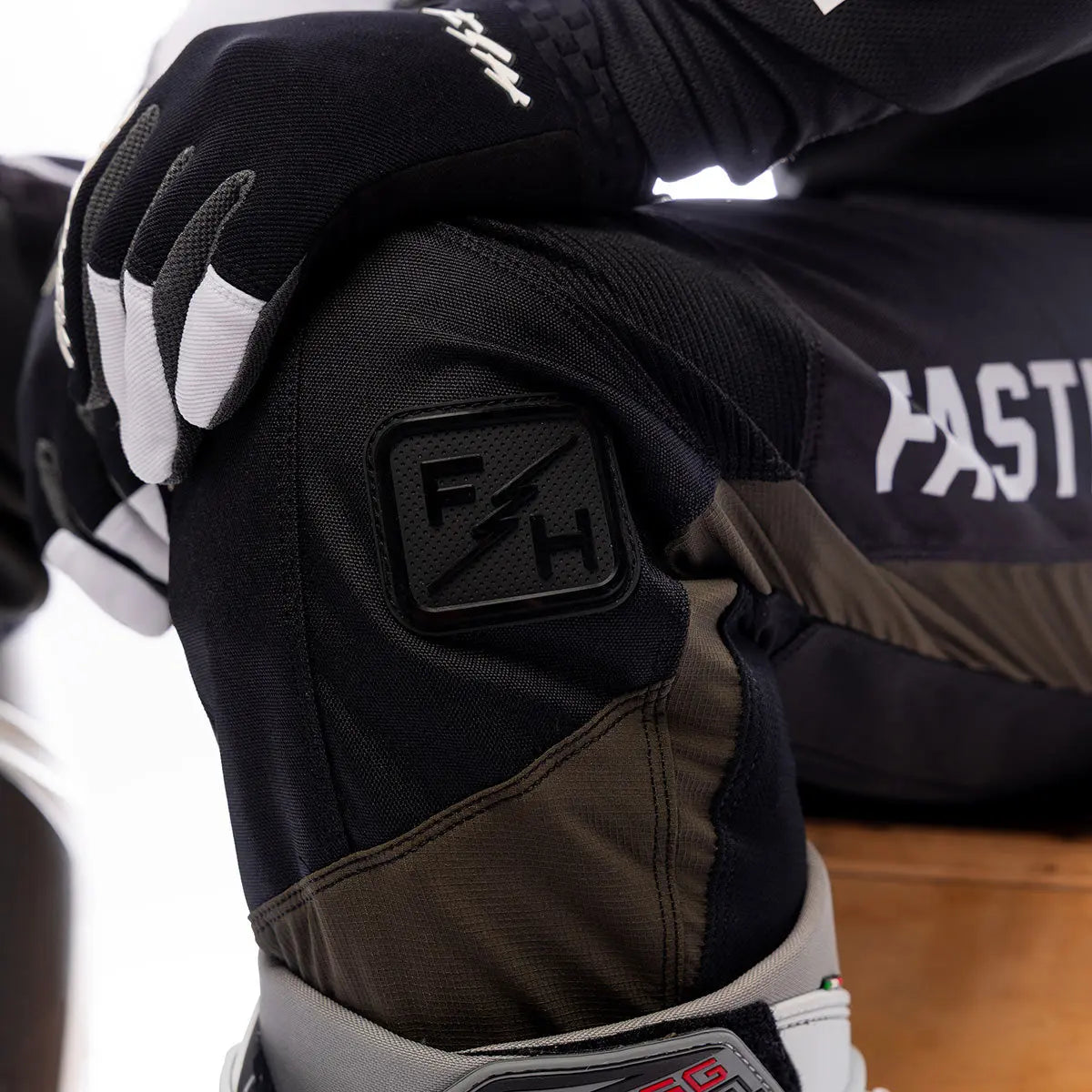 Grindhouse Hudson Pant - Black/White - Fasthouse