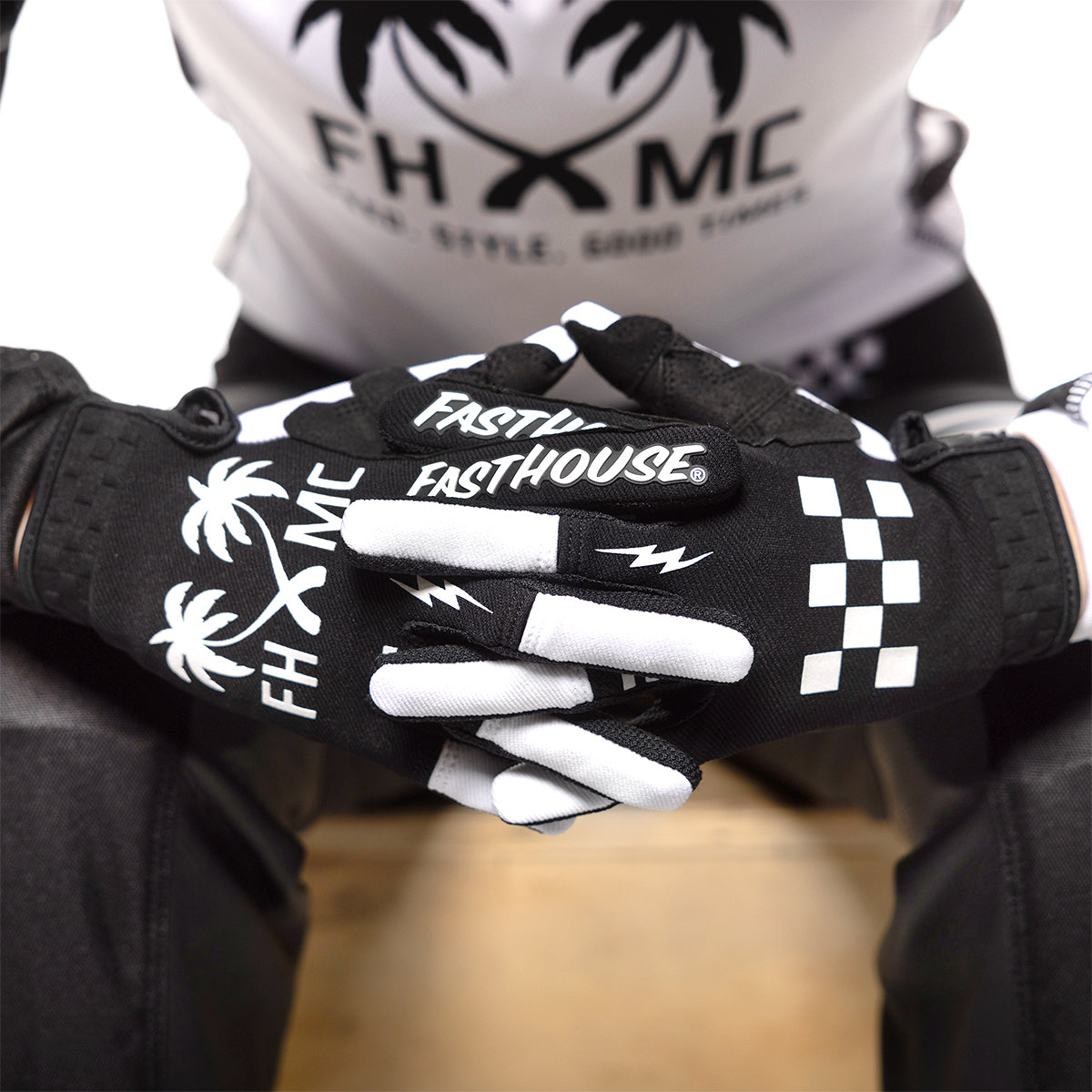 Speed Style Paradise Glove - White/Black