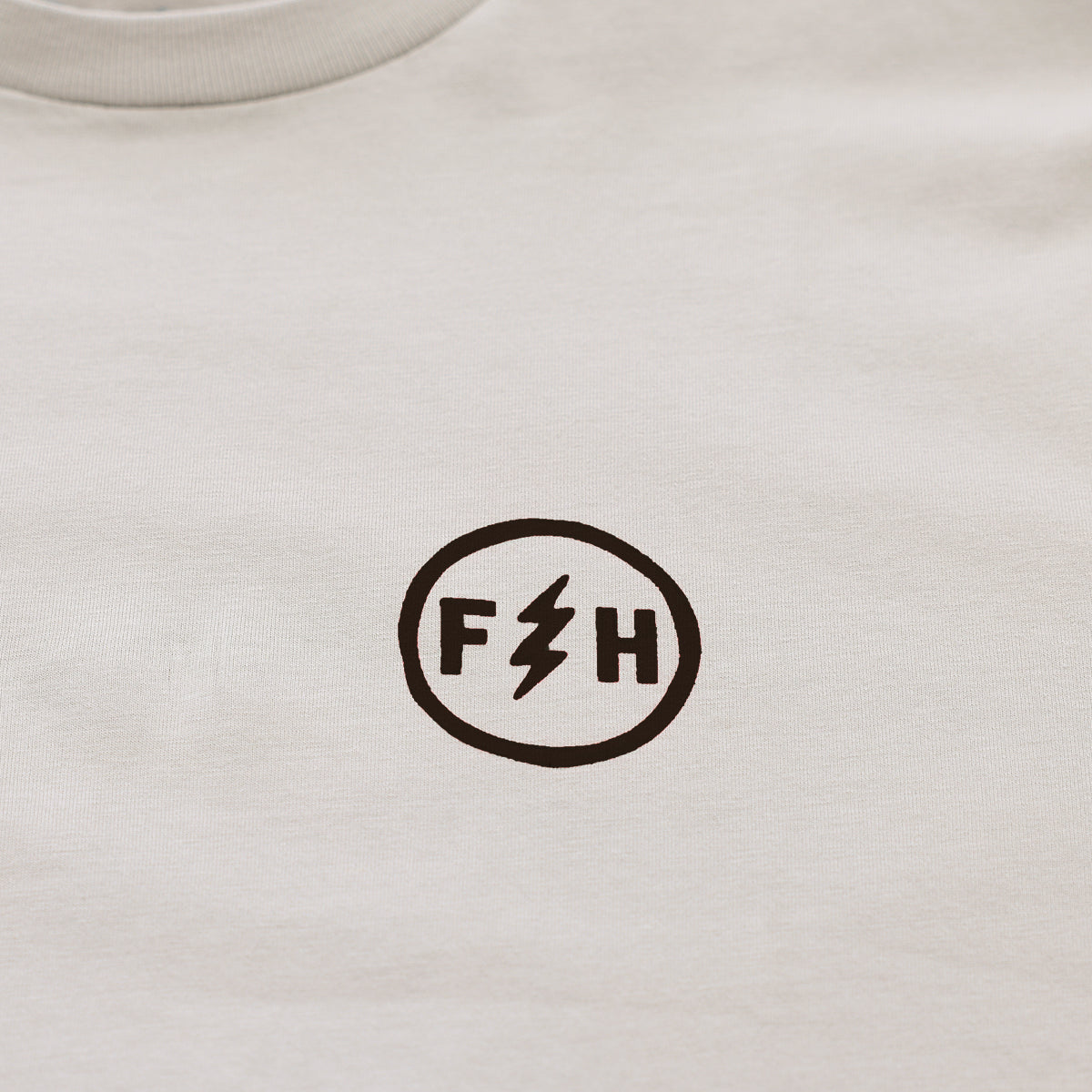 Stray Tee - Light Gray closeout