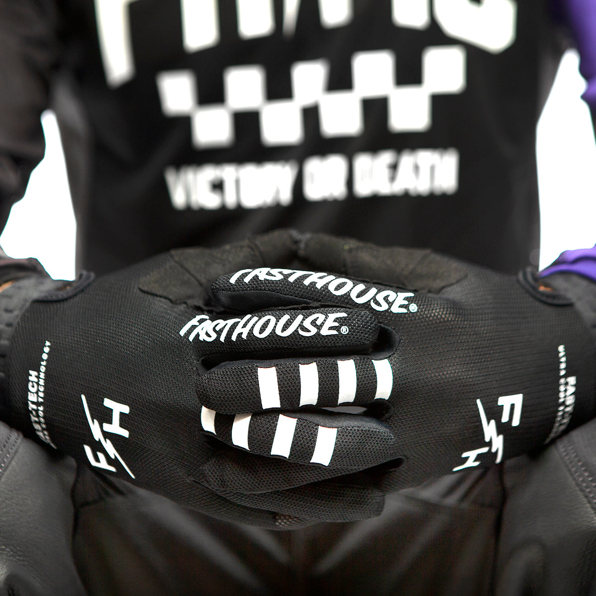 Vapor Glove - Black/Black Closeout