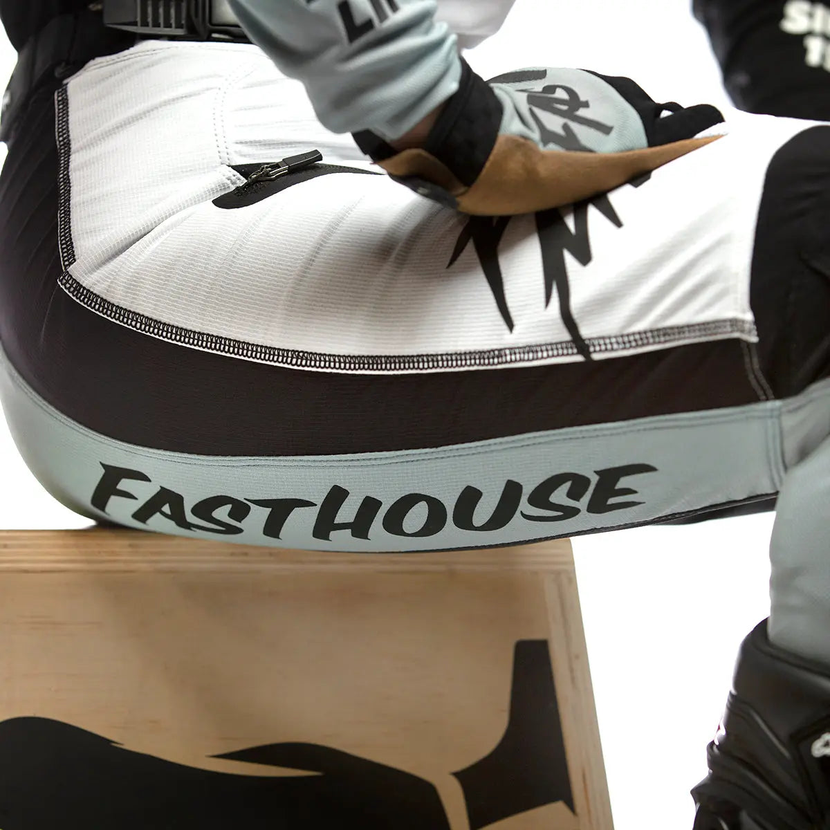 Elrod Evoke Women's Pant - White/Black Fasthouse