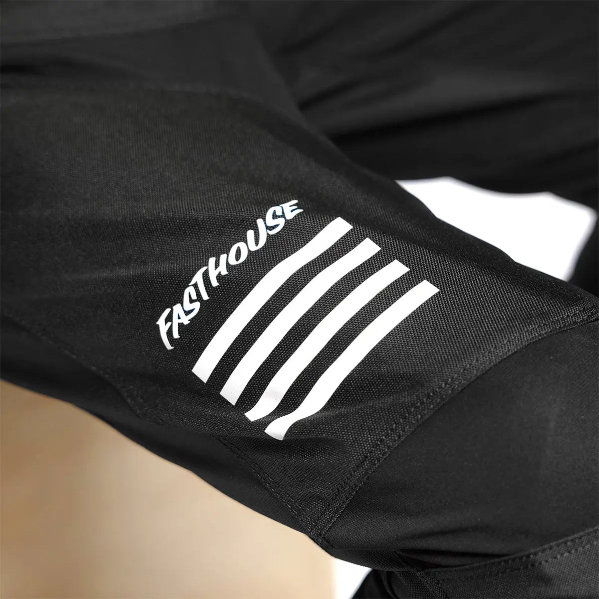 Carbon Eternal Youth Pant - Black