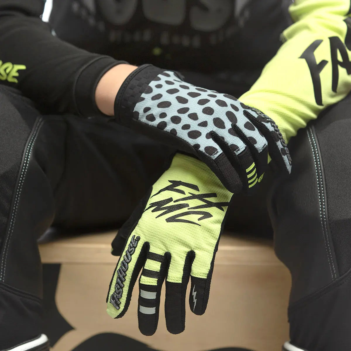 Speed Style Zenith Youth Glove - Skyline/Party Lime - Fasthouse