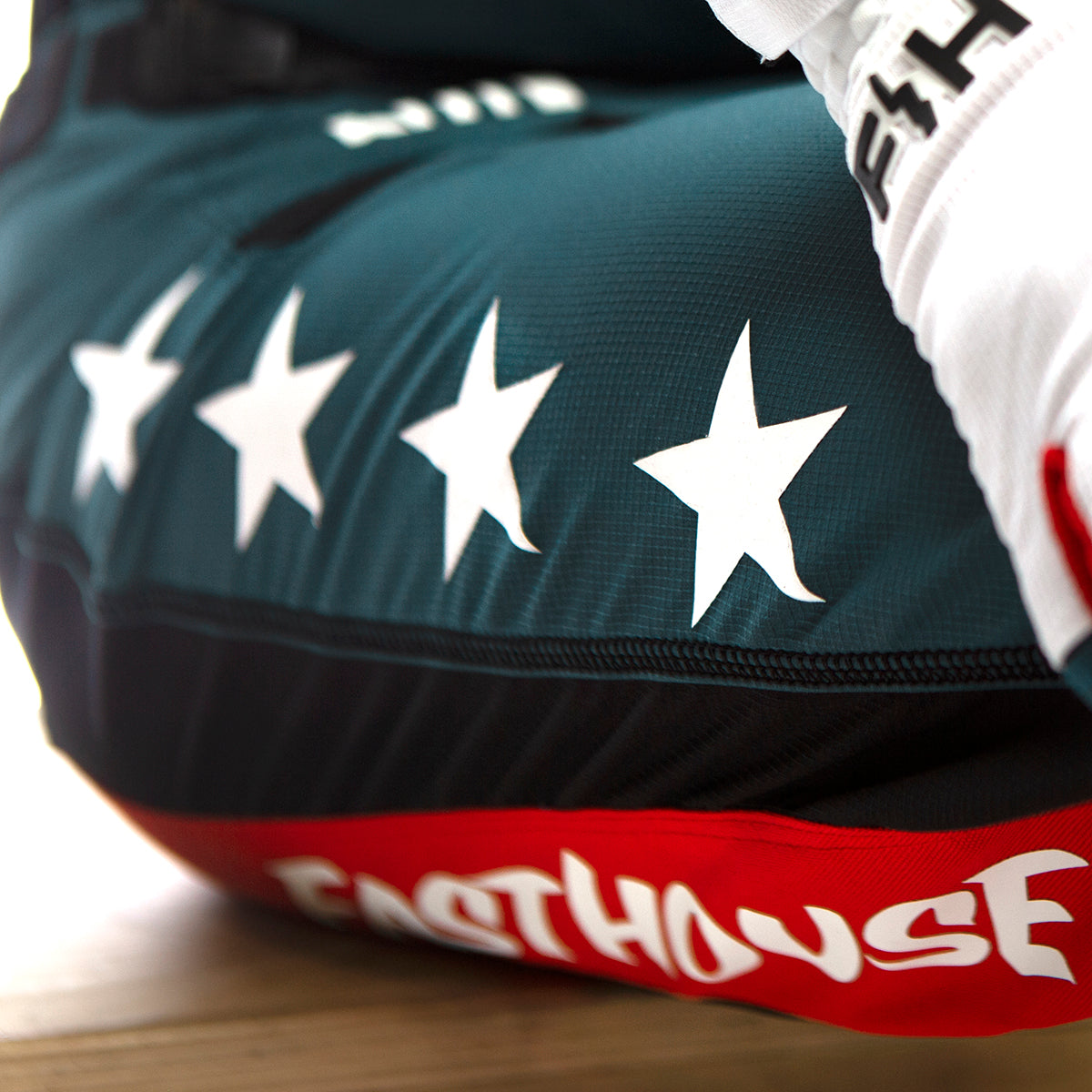 Elrod Astre Pant - Slate/White