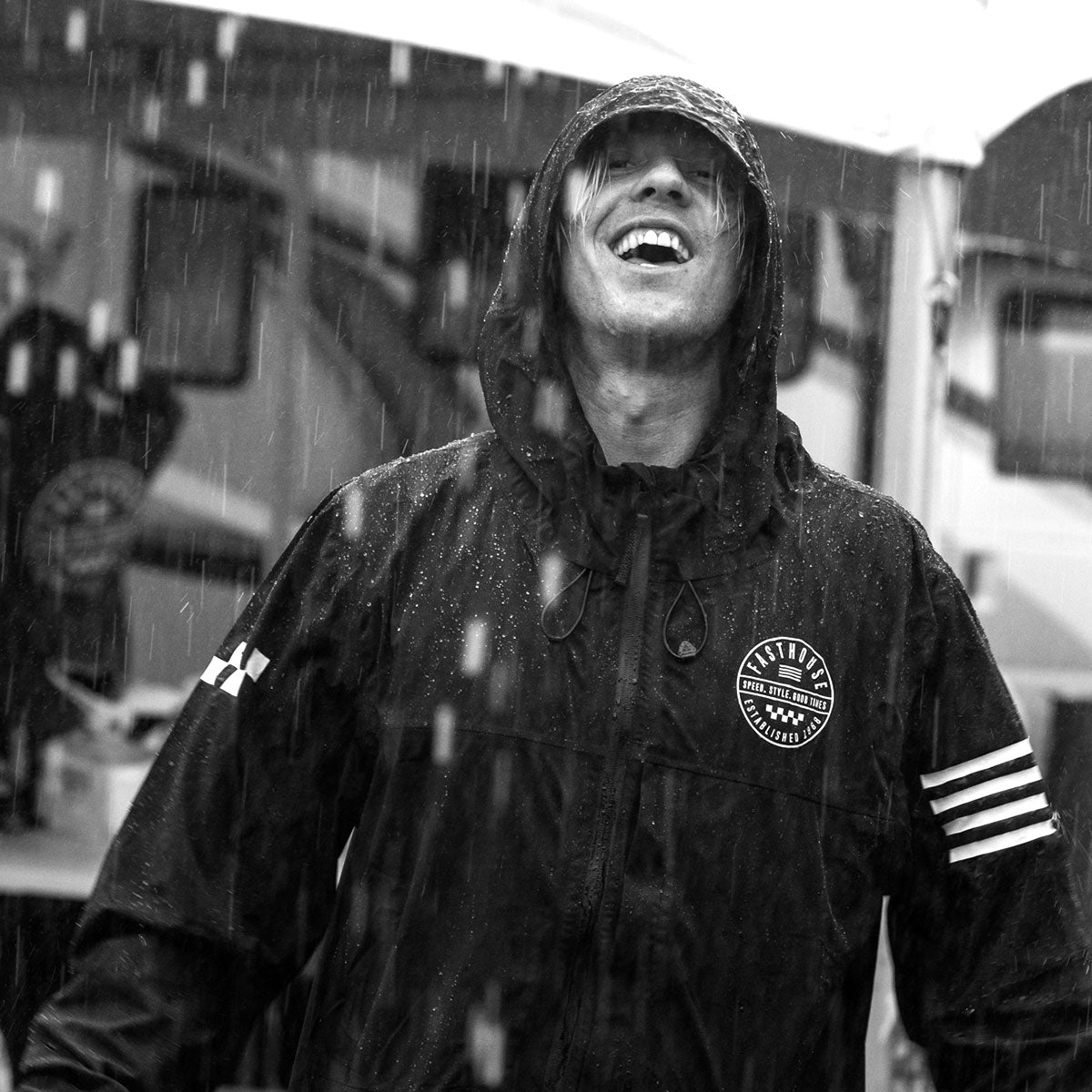 Statement Packable Windbreaker - Black Fasthouse