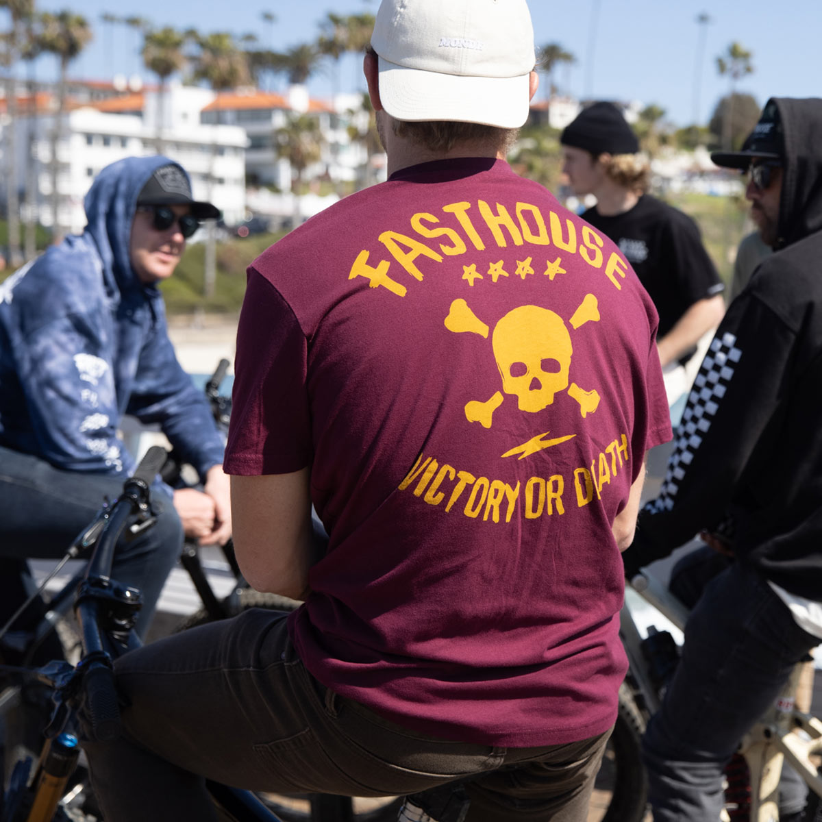 Instigate Tee - Maroon