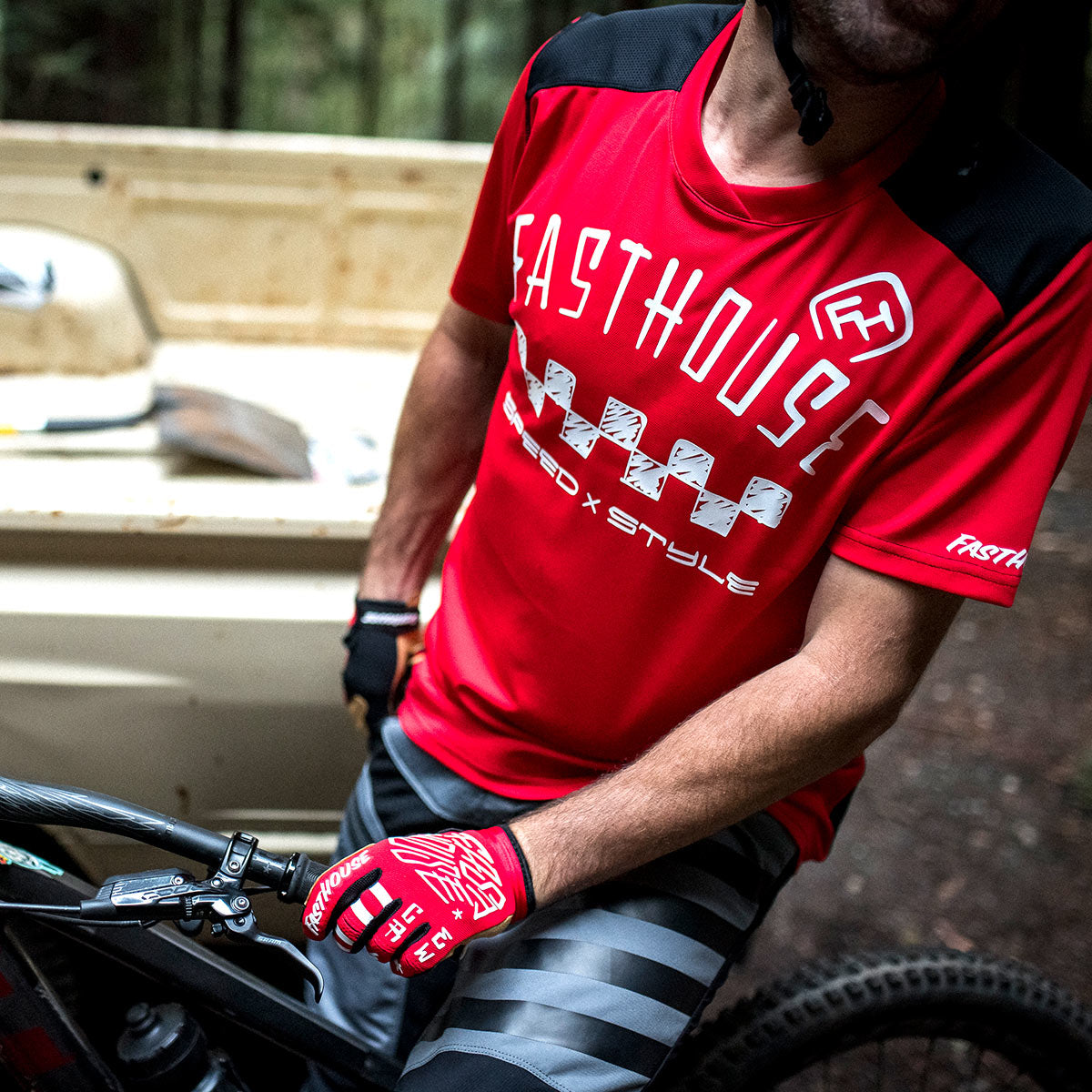 Speed Style Stomp Glove - Red
