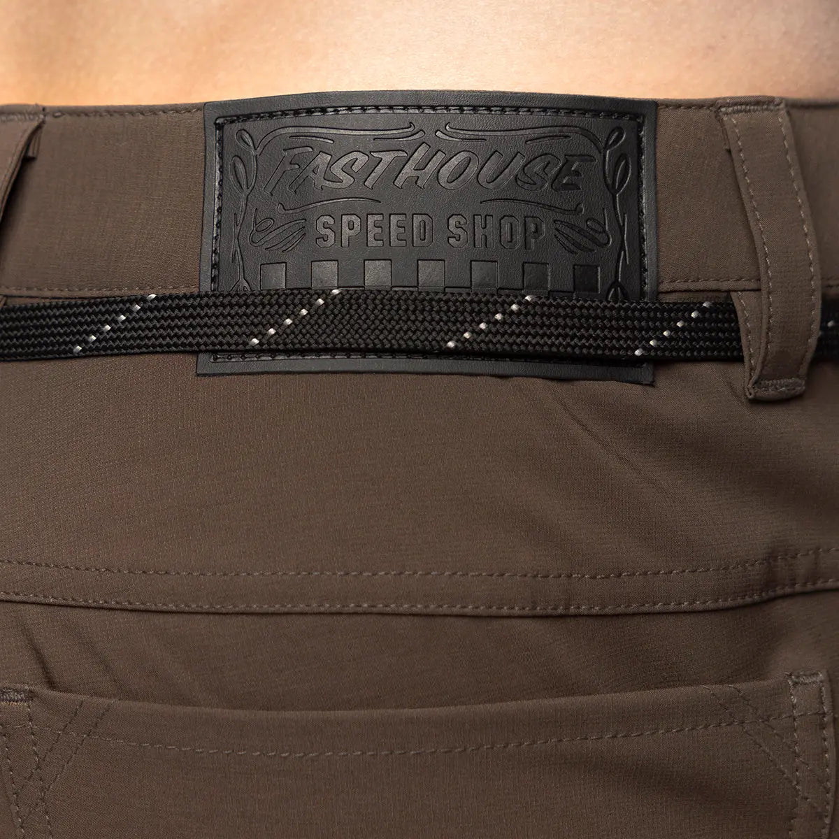 Kicker Short - Brown