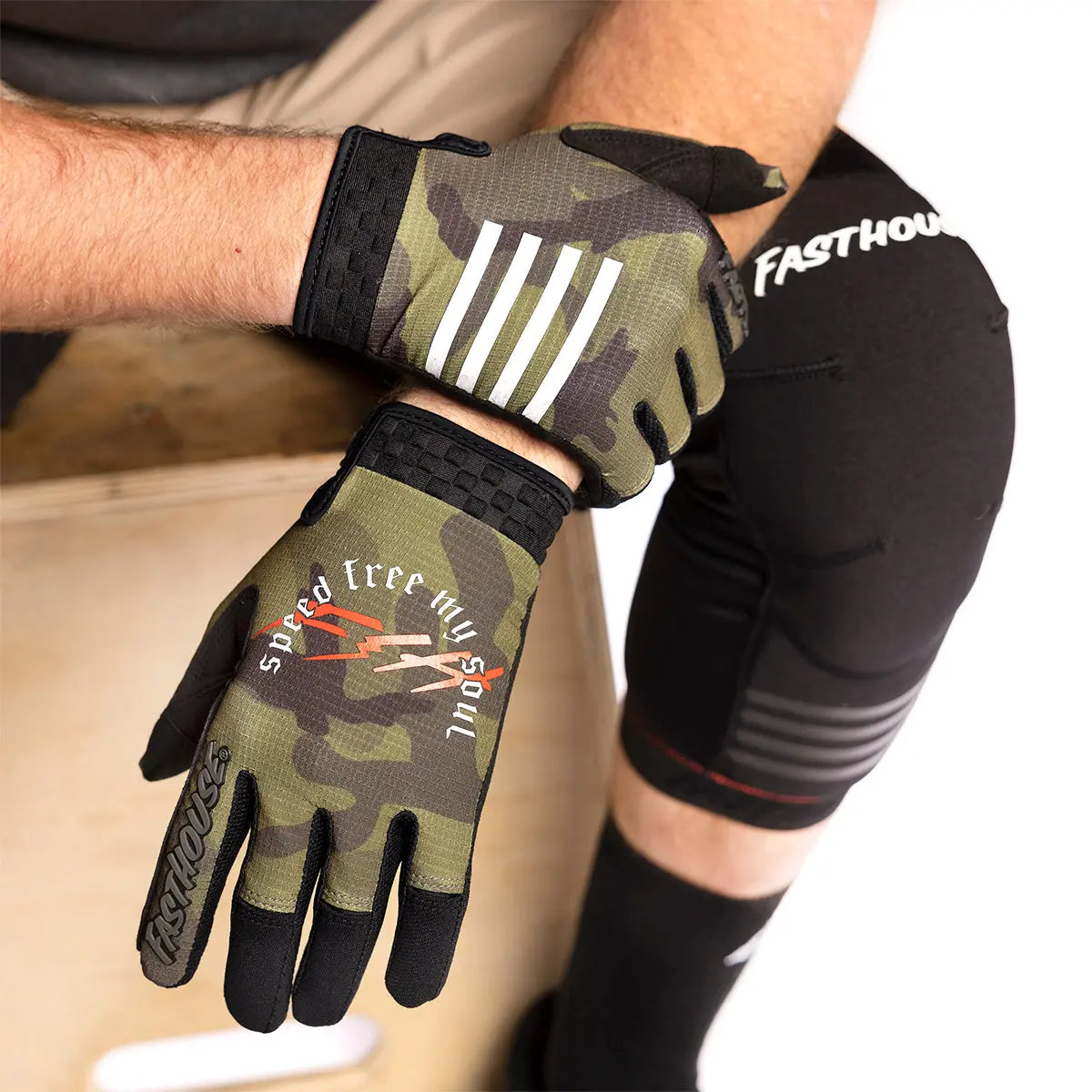 Speed Style Menace Glove - Camo - Fasthouse