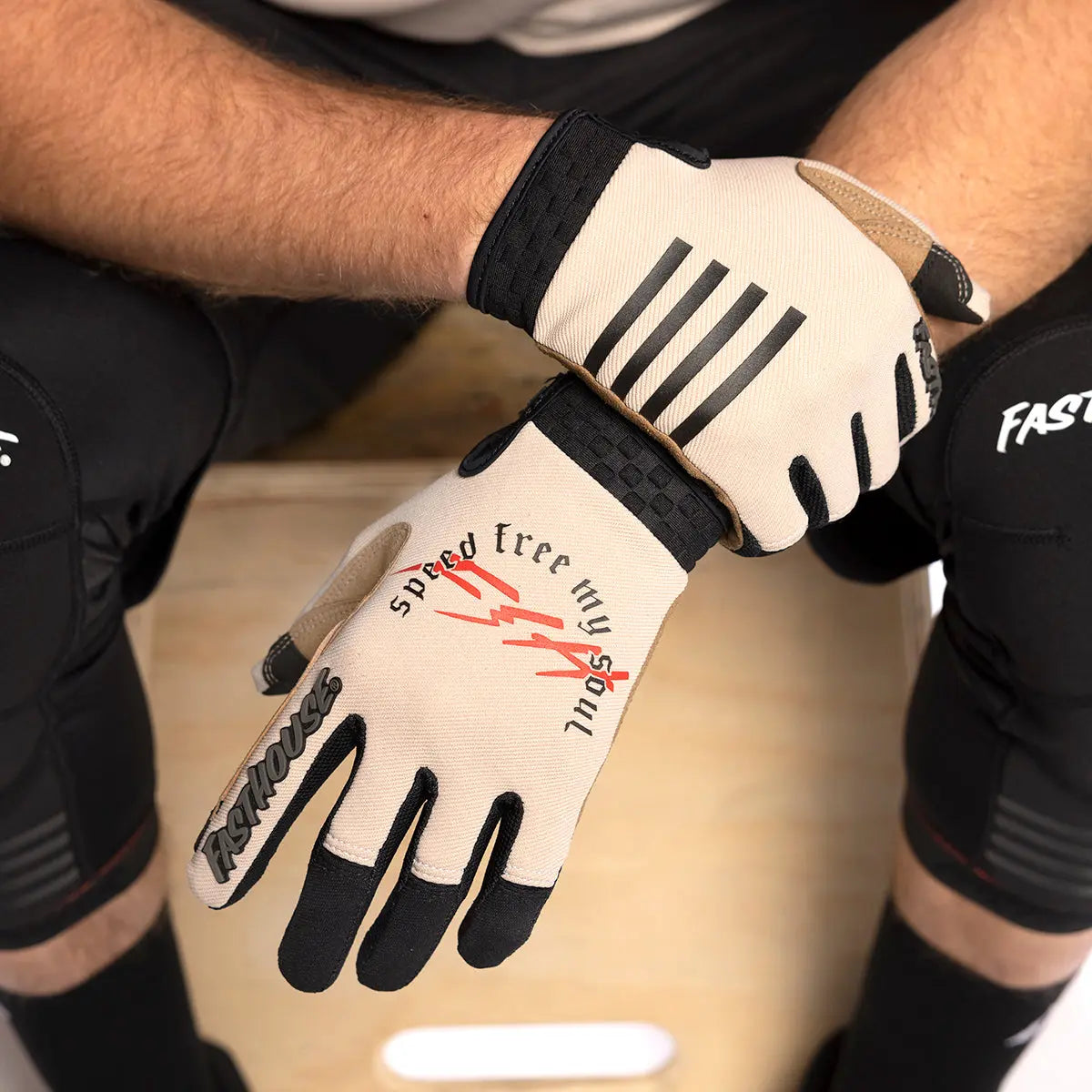 Speed Style Menace Glove - Cream - Fasthouse