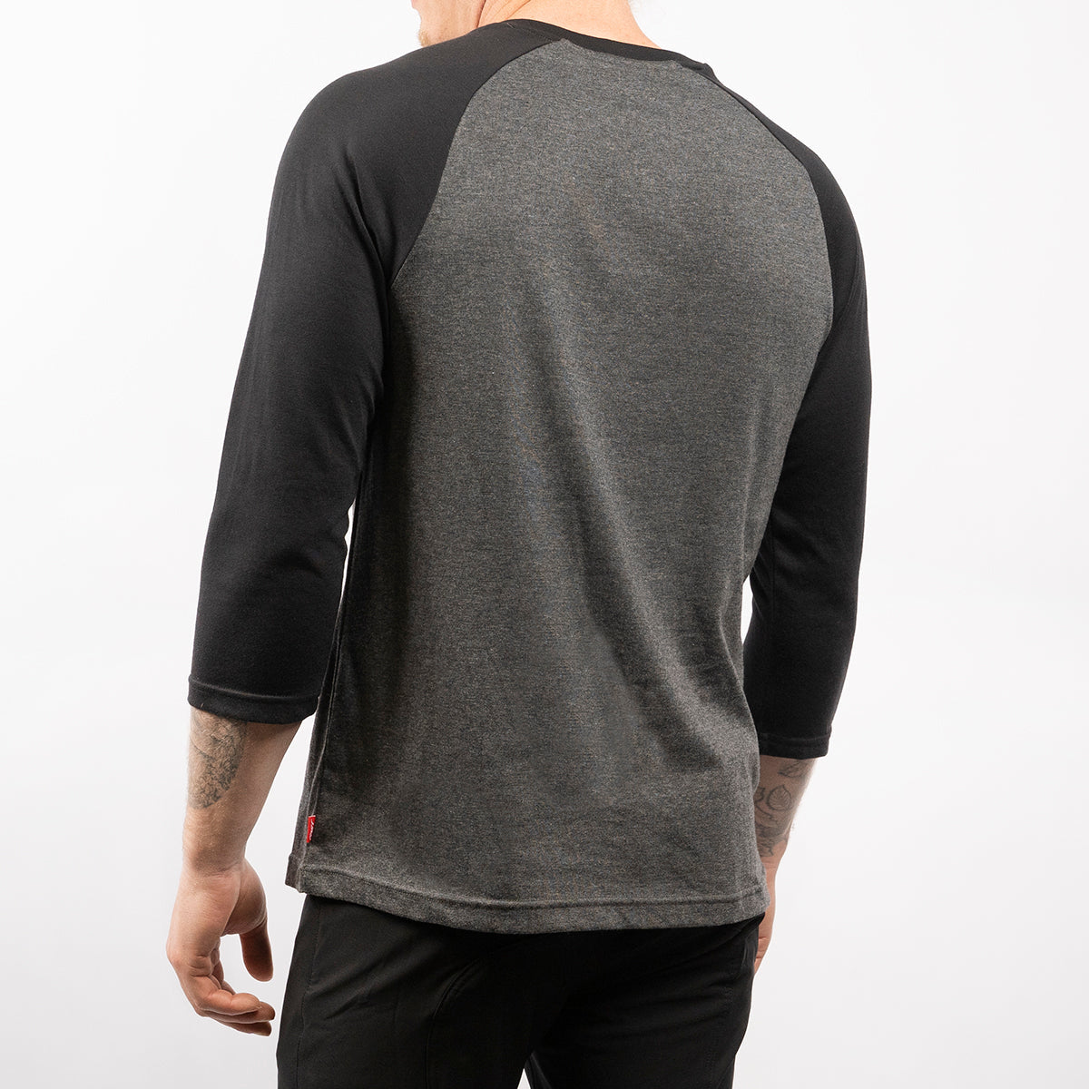 Swift Raglan Tech Tee - Black/Charcoal Heather Closeout