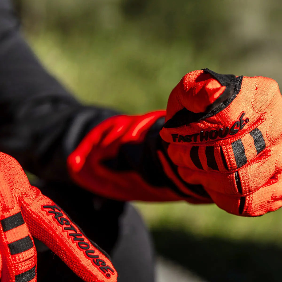 Blaster Rush Glove - Rocket Red
