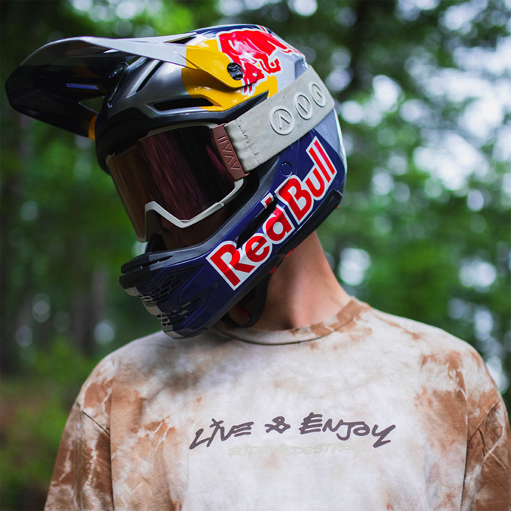 Emil Johansson Signature Series
