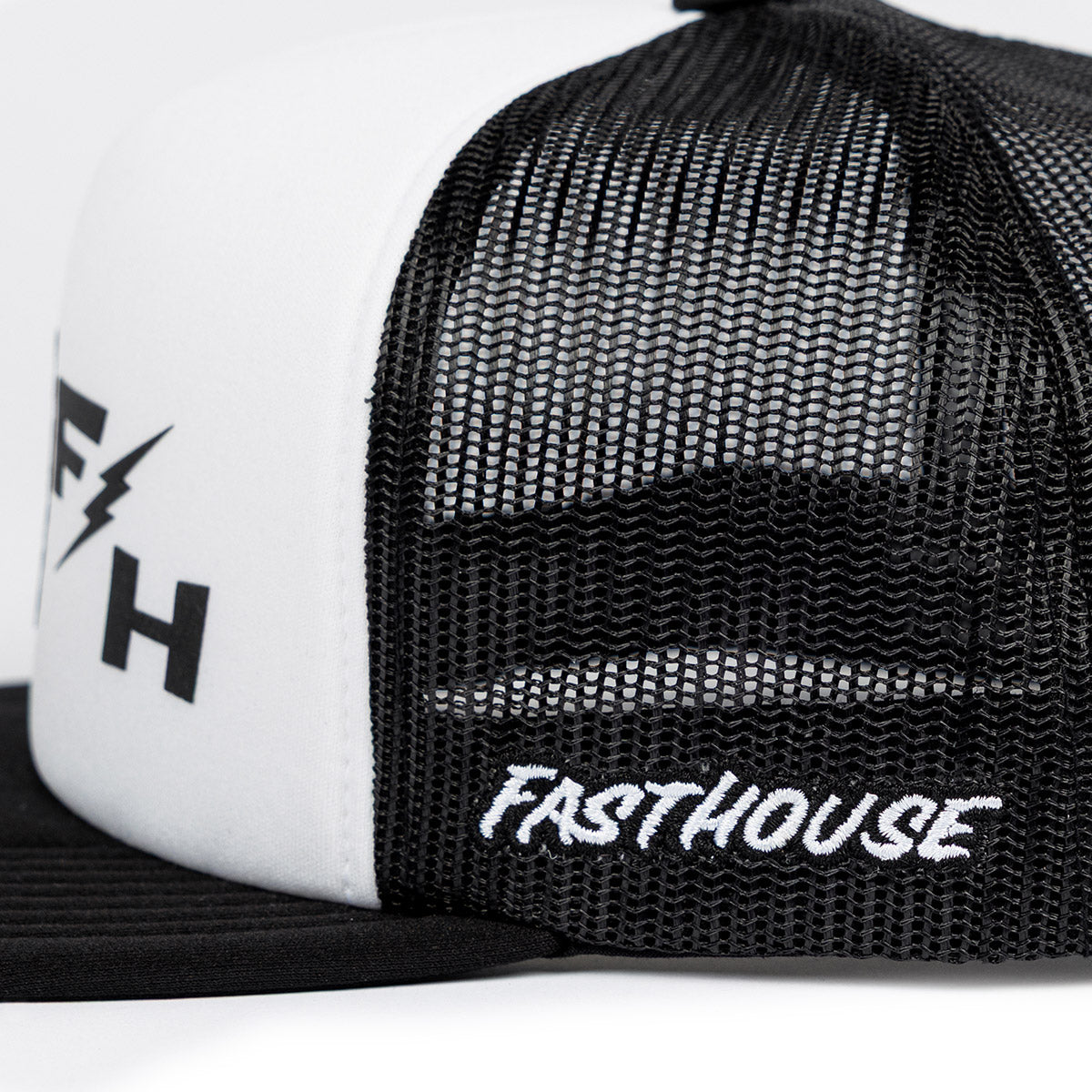805 Bond Hat - White/Black
