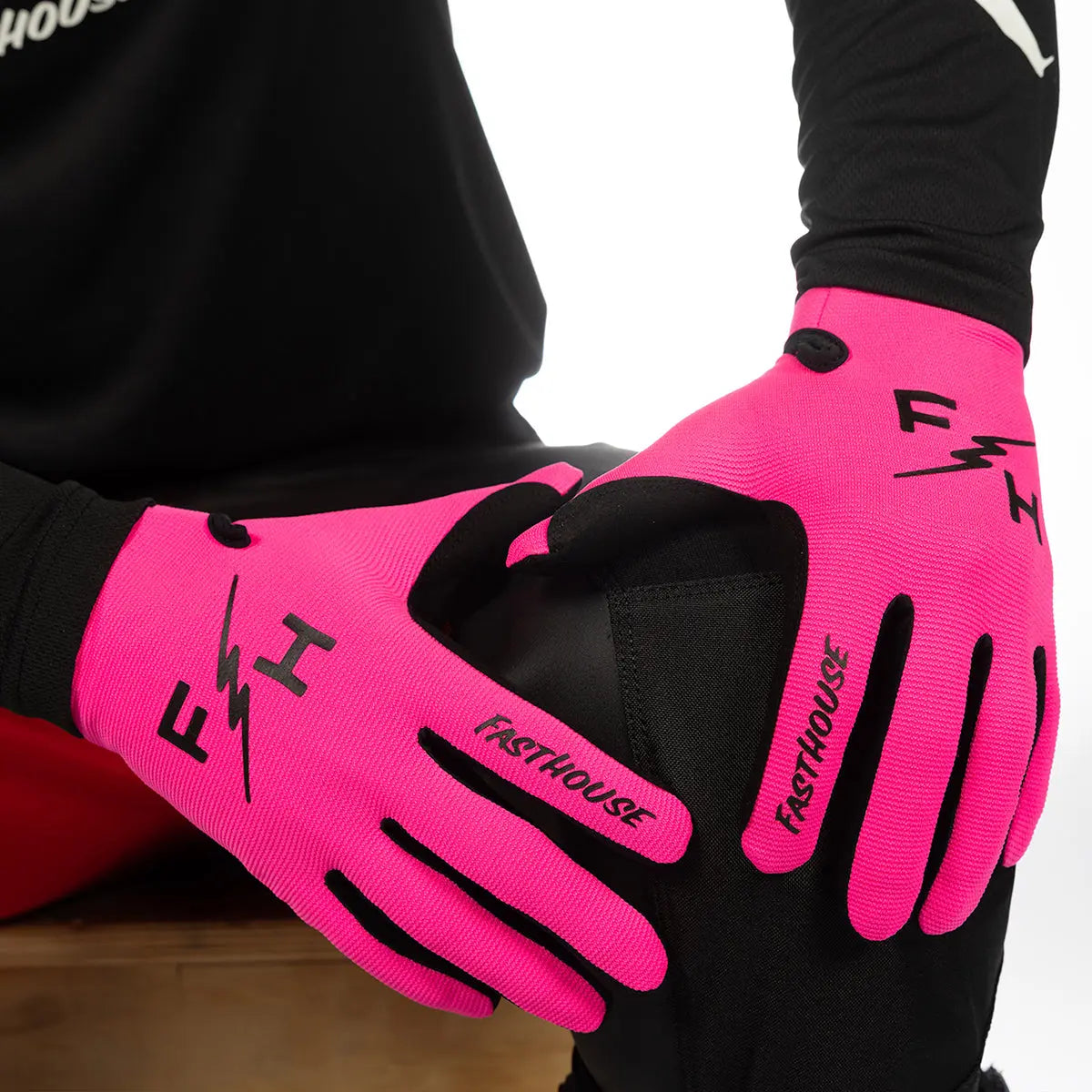 Carbon Eternal Glove - Electric Pink Fasthouse