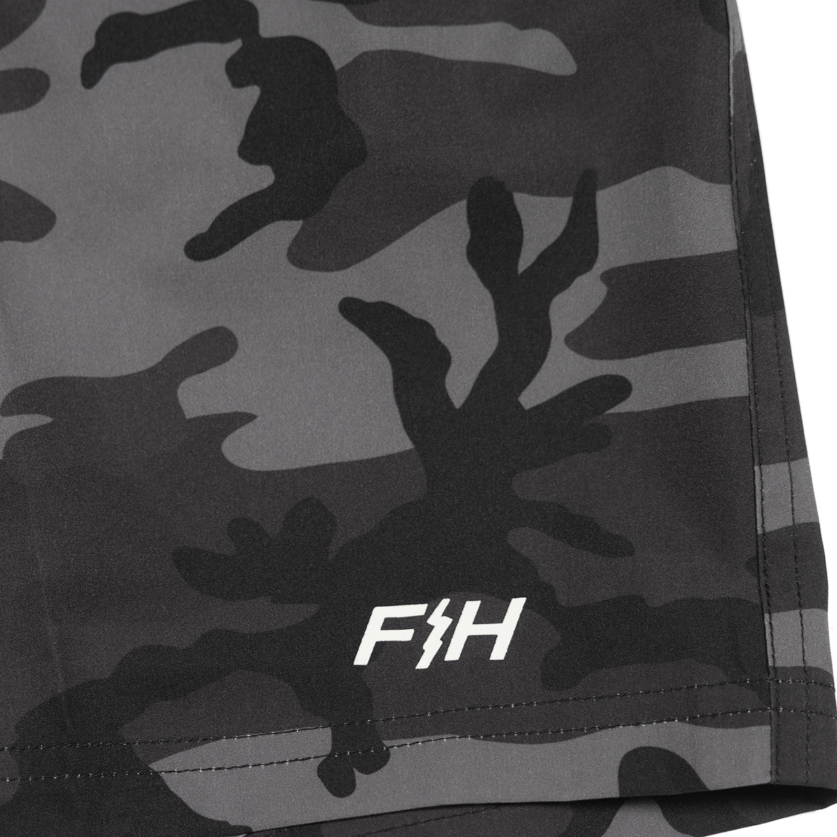 Jack Hybrid Short - Black Camo