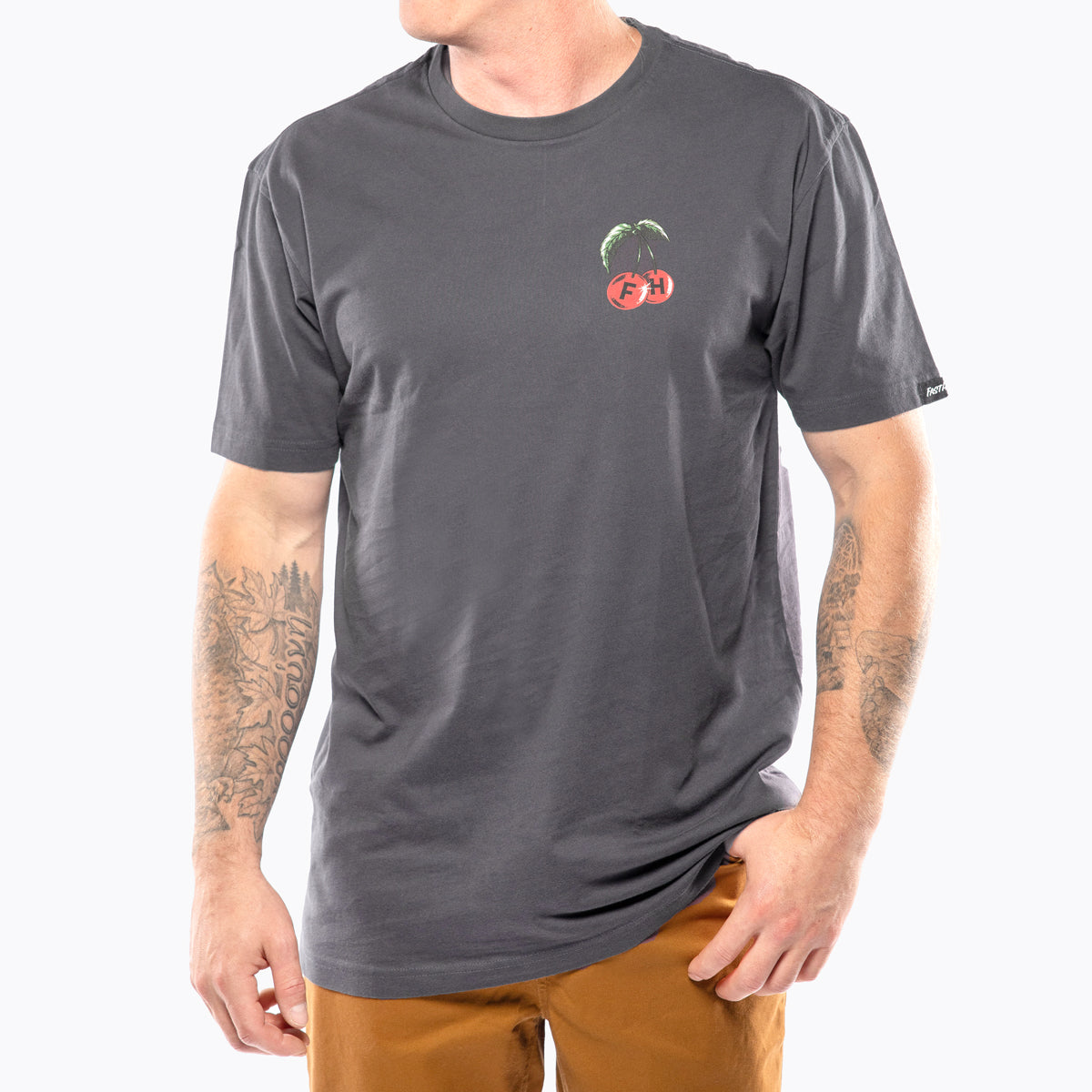 新品未使用 House on the hill  tee 90size T-Shirts