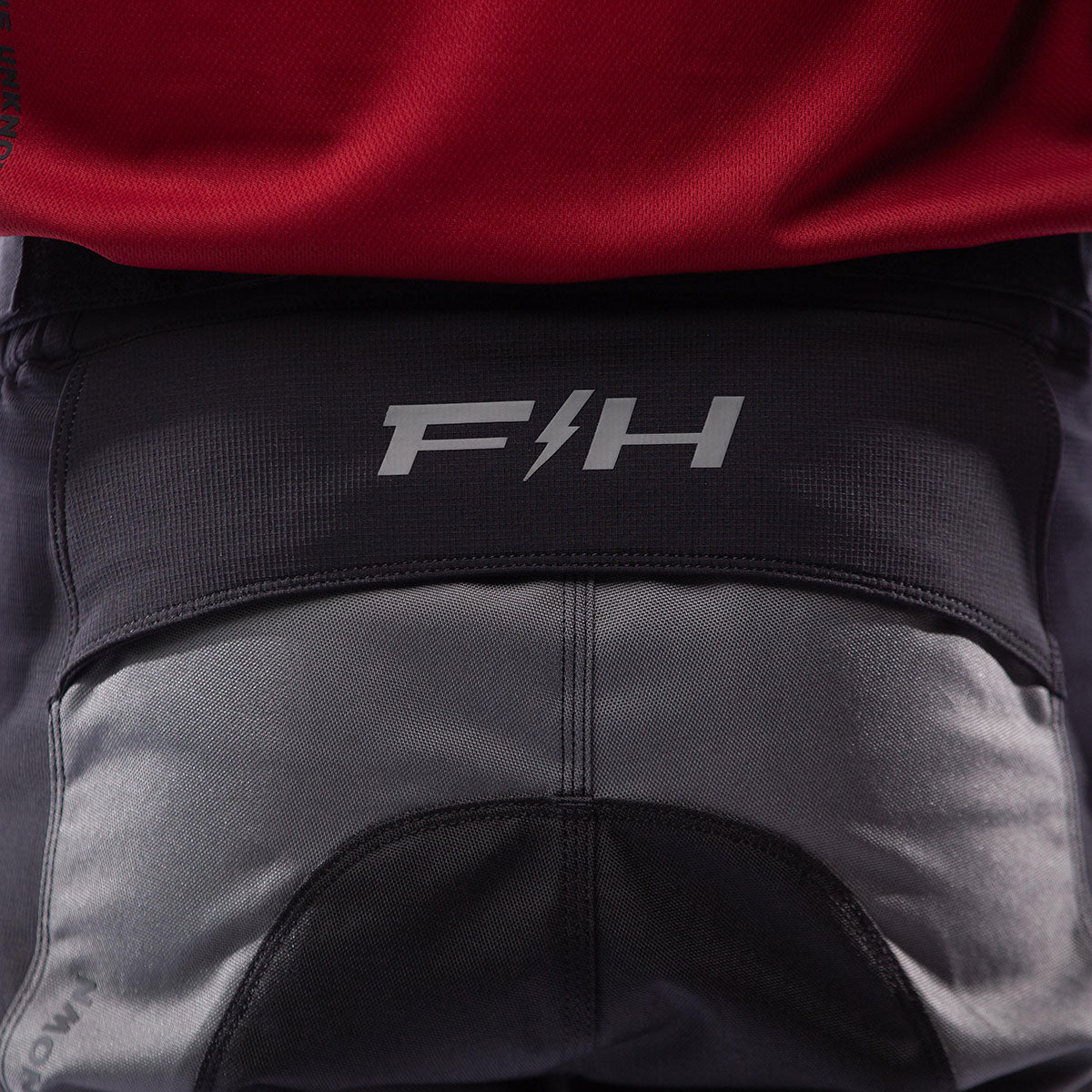 Sanguaro Petrol Cargo Pant - Cardinal
