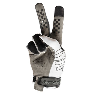 Speed Style Riot Glove - White/Black
