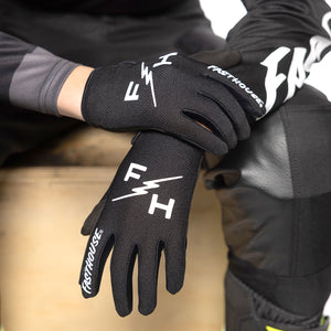 Carbon Eternal Youth Glove - Black