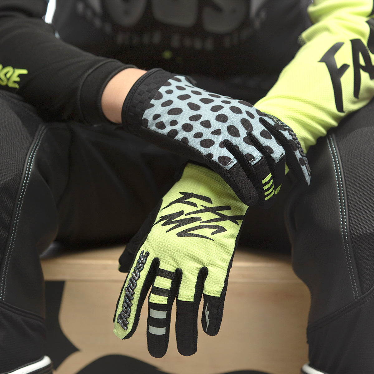 Speed Style Zenith Youth Glove - Skyline/Party Lime