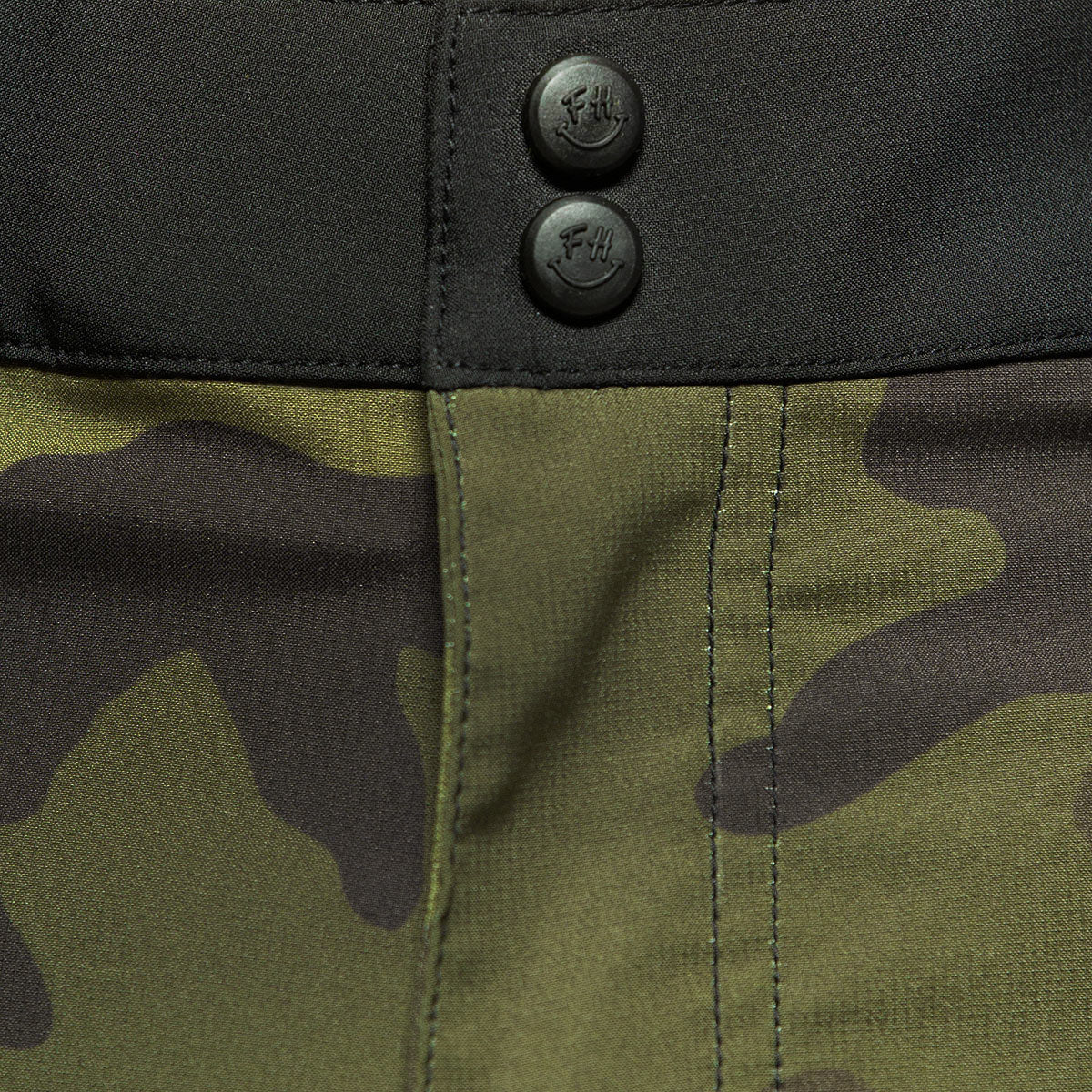 Crossline 2 Short - Camo