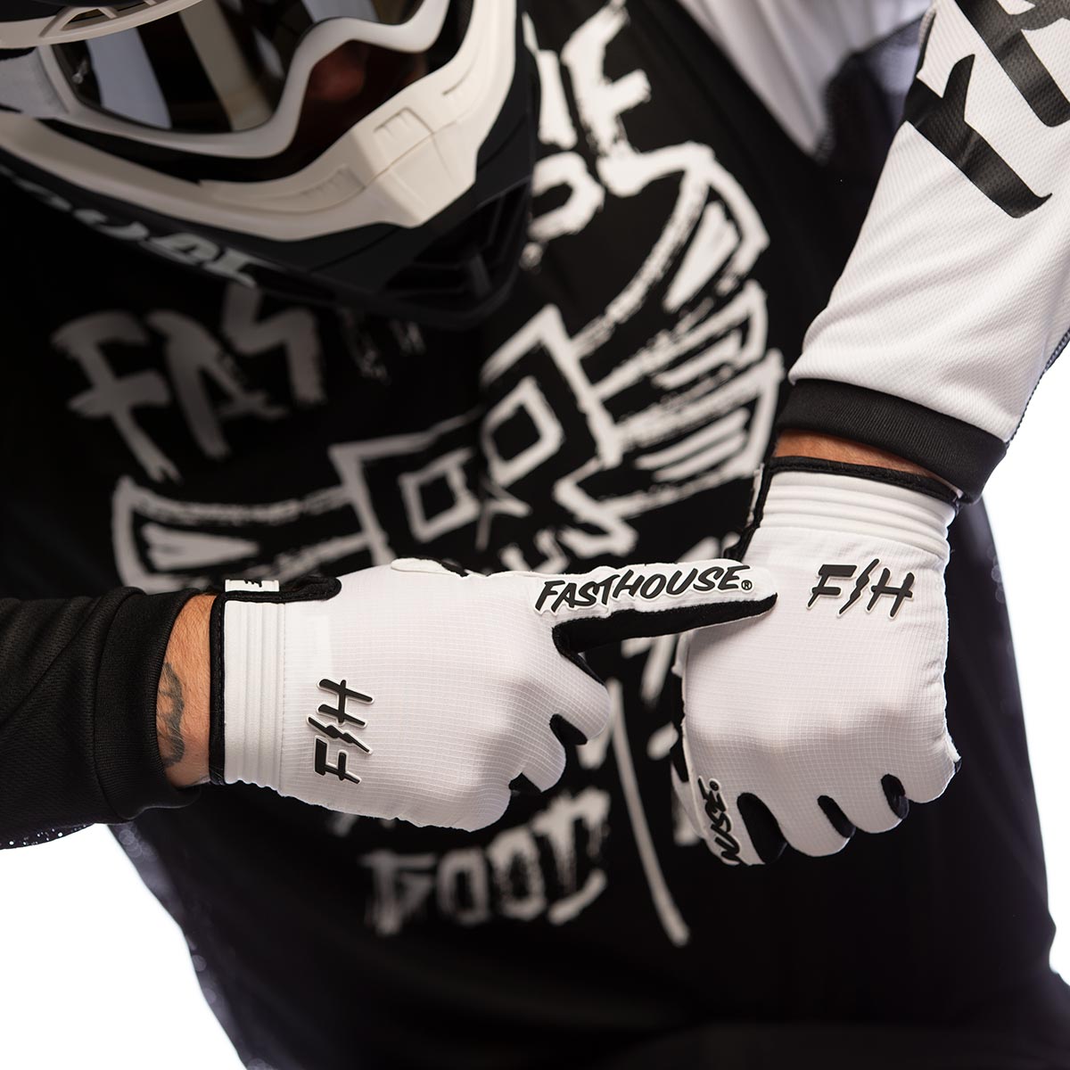 Speed Style Air Glove -White