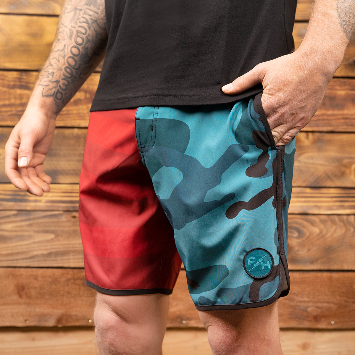 After Hours 18" 3-Pocket Patriot Boardshort - Red/Blue