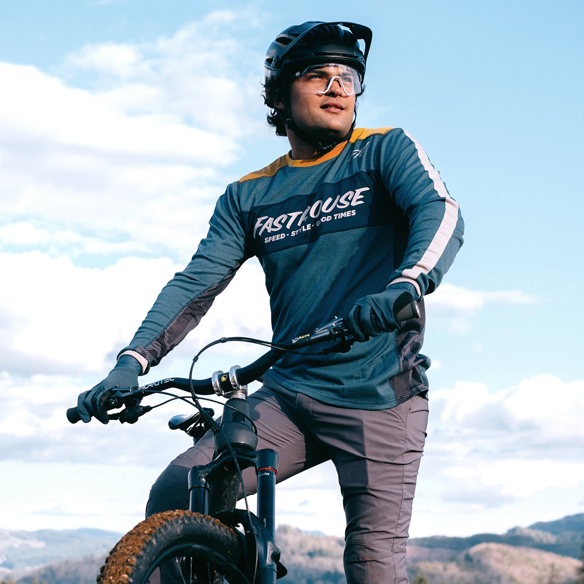 Classic Acadia Long Sleeve Youth Jersey - Heather Indigo