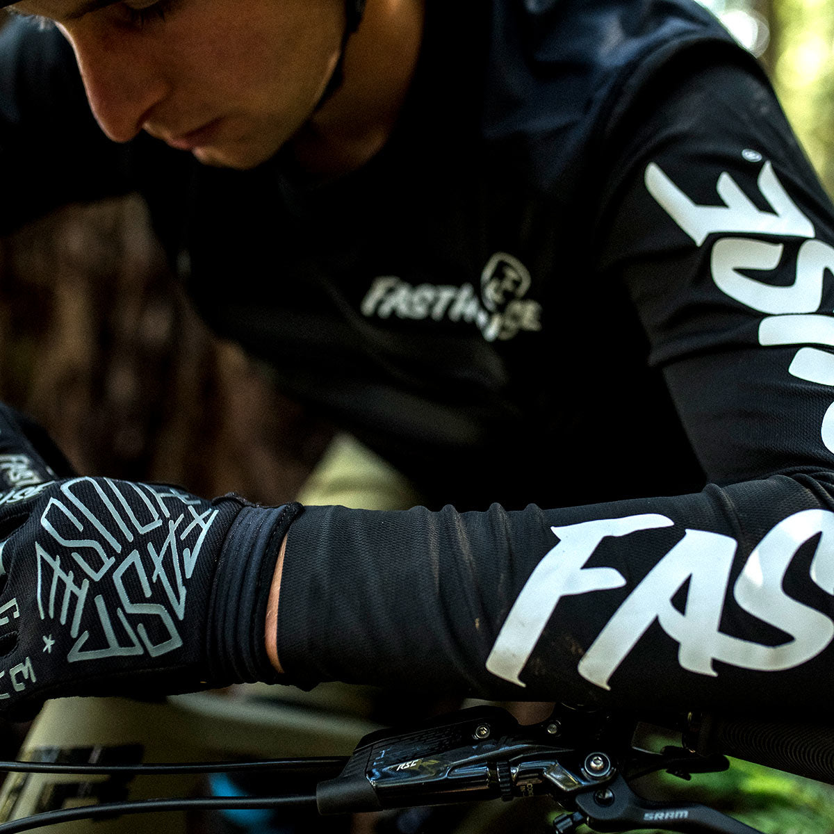 Alloy Stripe LS Jersey - Black
