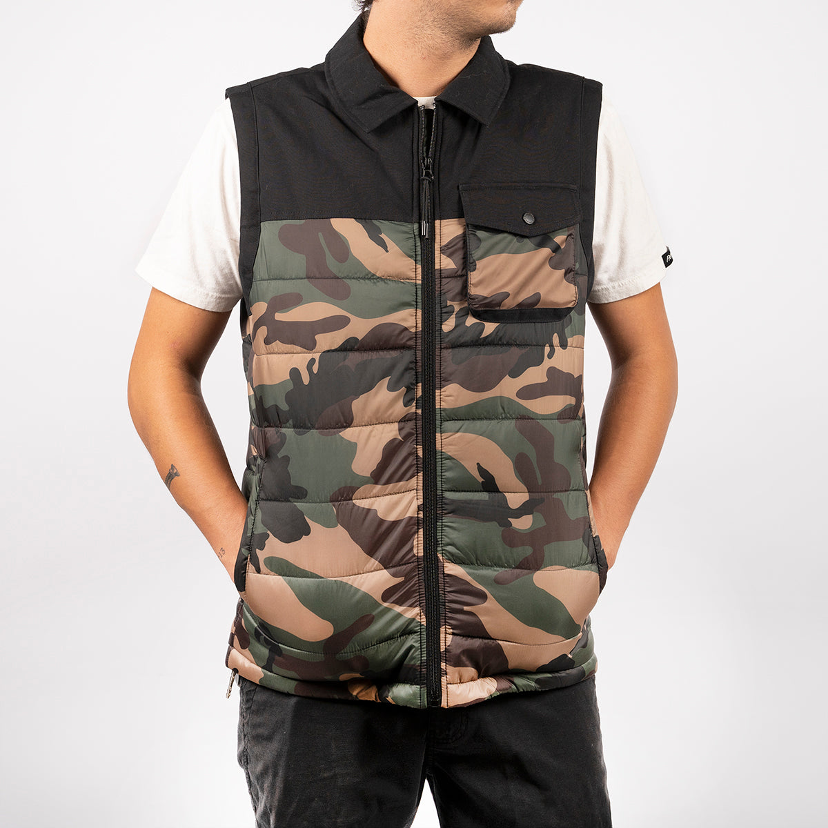 Prospector Puffer Vest - Camo