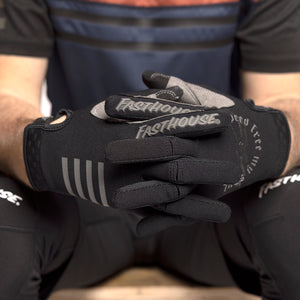 Speed Style Menace Glove - Black