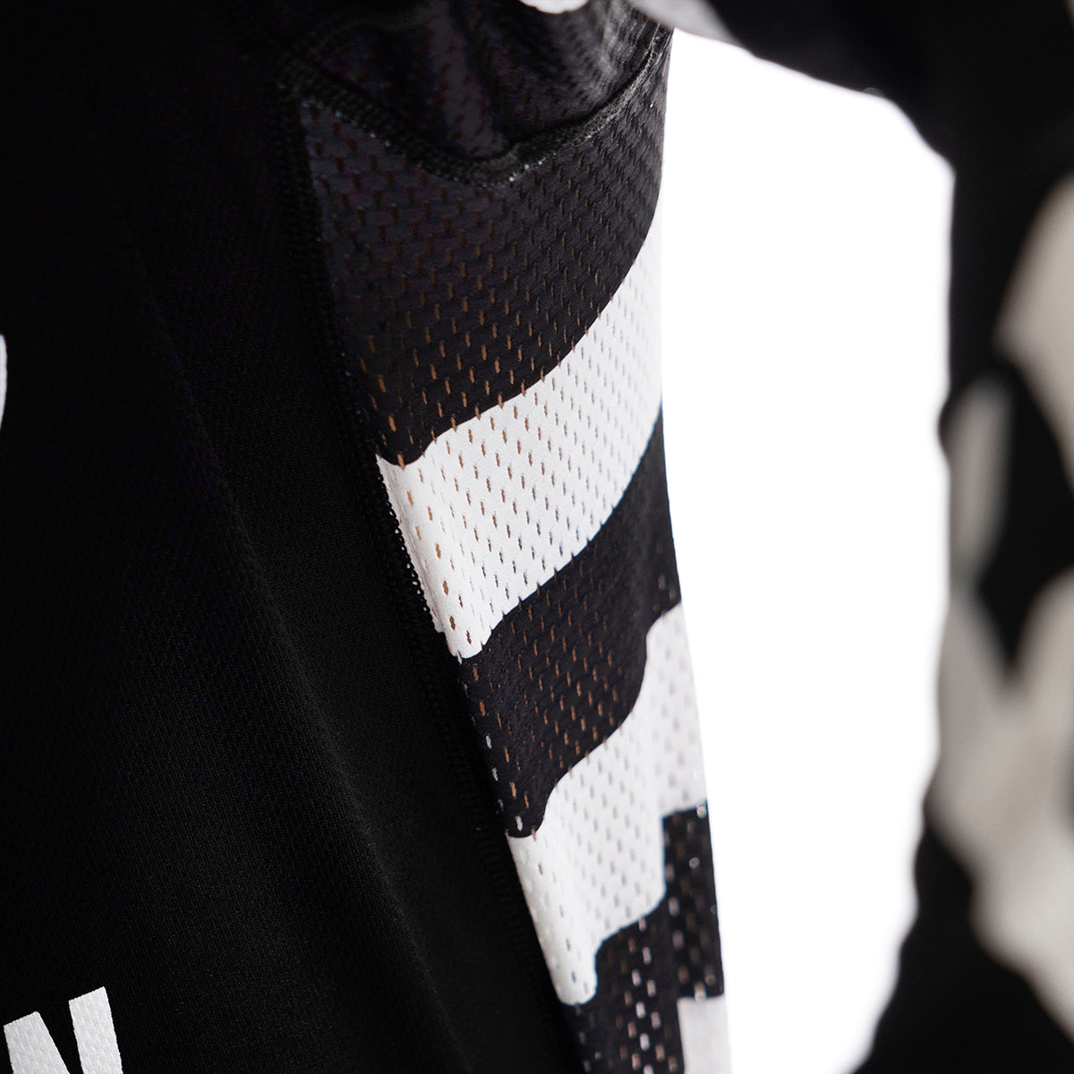 USA Grindhouse Factor Jersey - Black/White