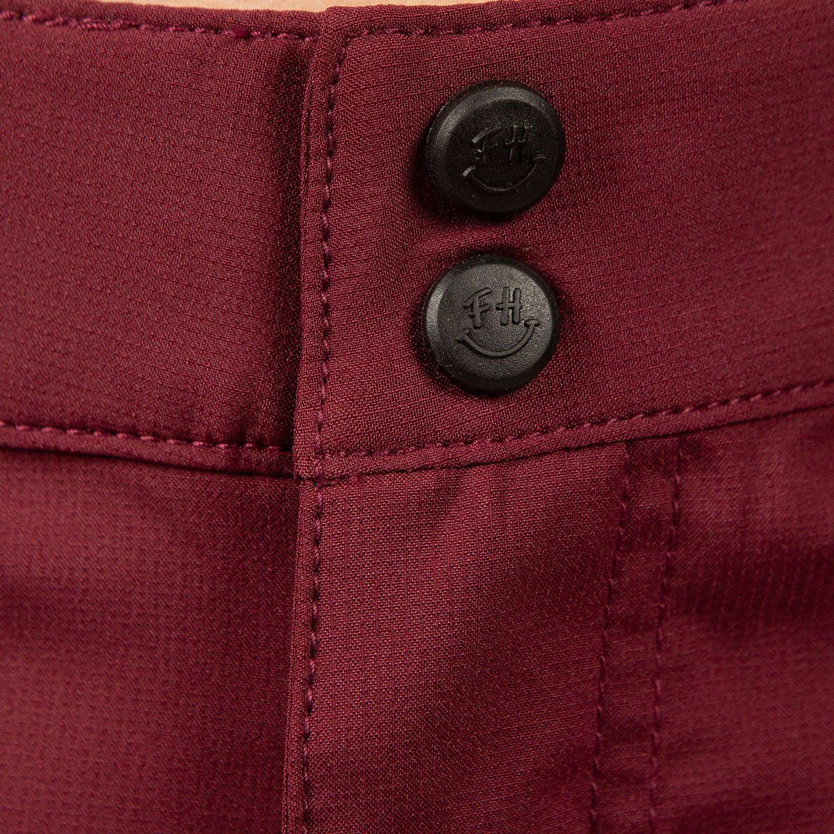 Crossline 2.0 Short - Maroon