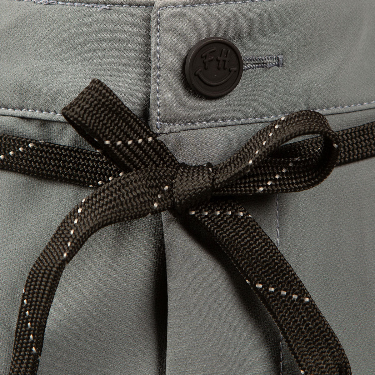 Kicker Short - Gray